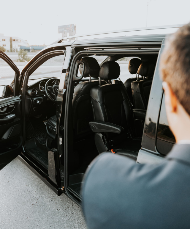 Carthage Transfer provides safe and reliable drivers